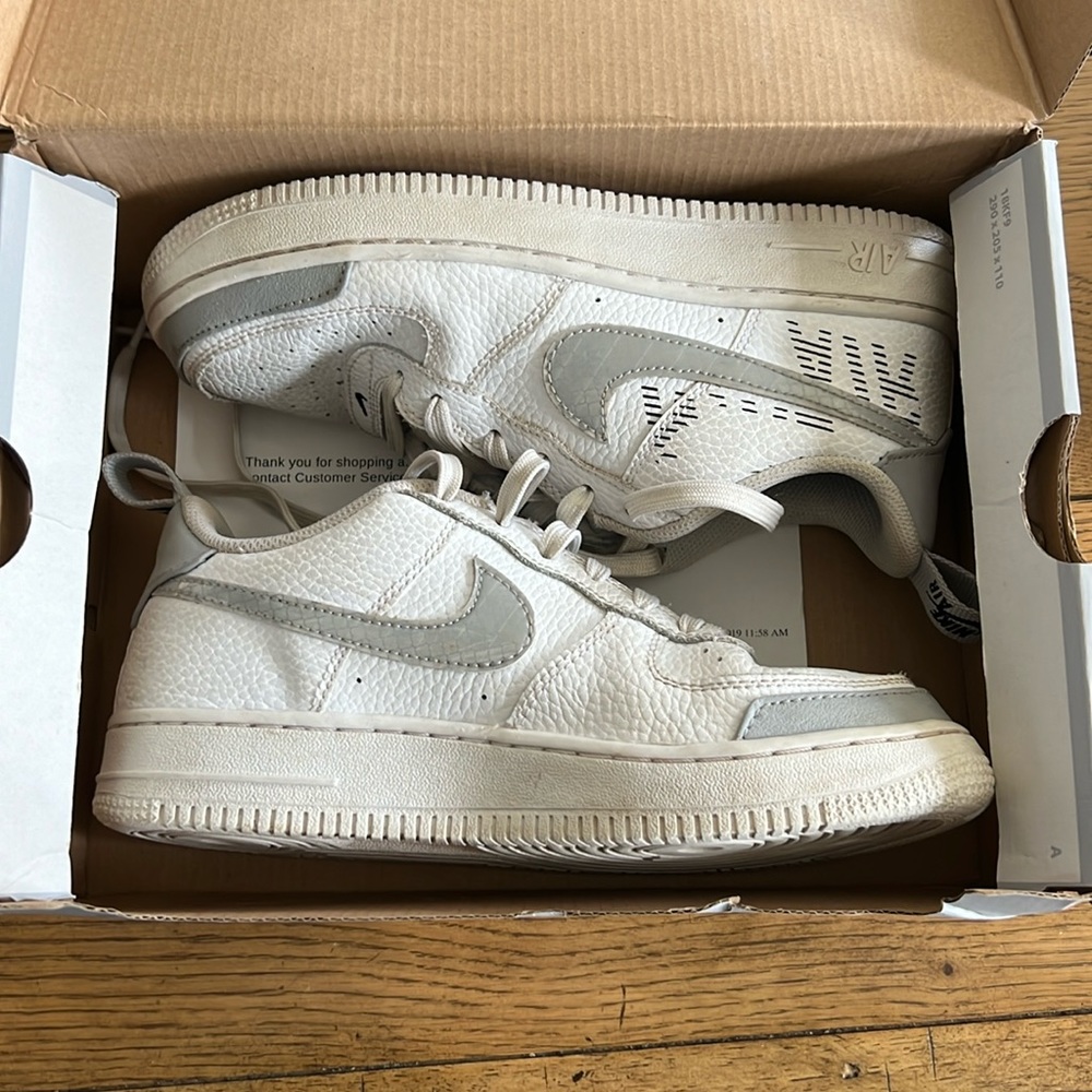 Youth Nike Air Force 1 LV8 2 (GS)